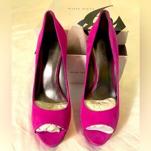 Nine West Deep Pink Suede Platform Peep Toe Pumps Size 8 1/2